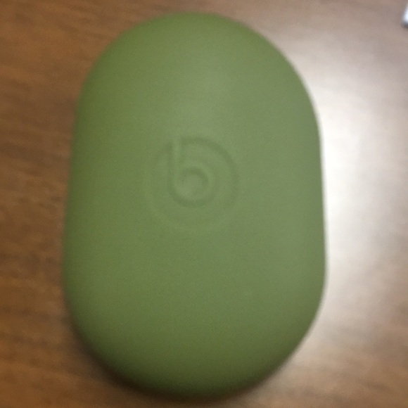 Beats - Picture 2 of 2